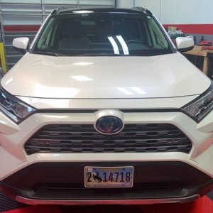 2019_RAV4.001.jpg