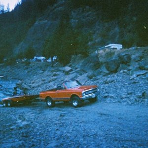 Boat_Launch_at_Green_Peter_03 (1).jpg
