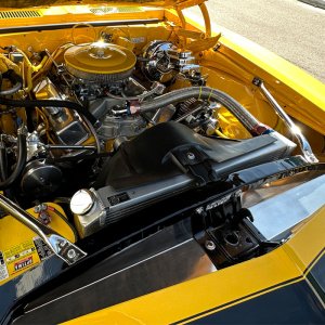 1968yellowCamaro006.jpg