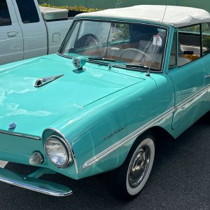 1964Amphicar001.jpg