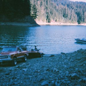 Boat_Launch_at_Green_Peter.02.JPG