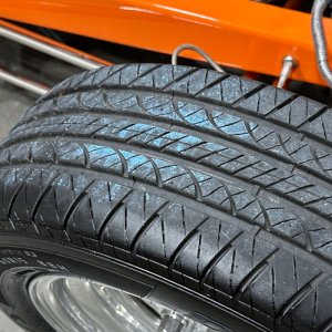 ExtremeTires029.jpg