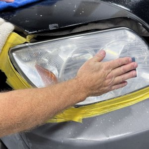 Hand-Sand-Headlights001.jpg