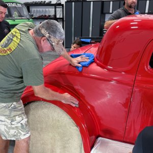 1934-Ford-Wet-Sanding013.jpg