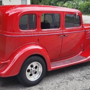 1934-Chevy-Sedan003.JPG