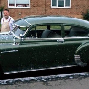 London-Class-1950-Pontiac-Silver-Streak.jpg