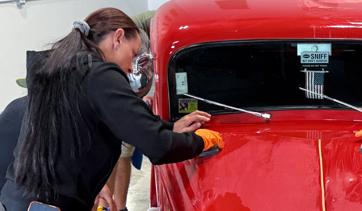 1934-Ford-Wet-Sanding011.jpg