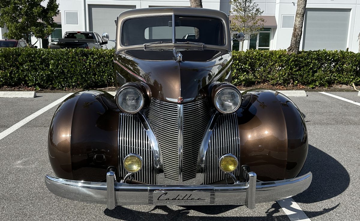 1939Caddy002.JPG