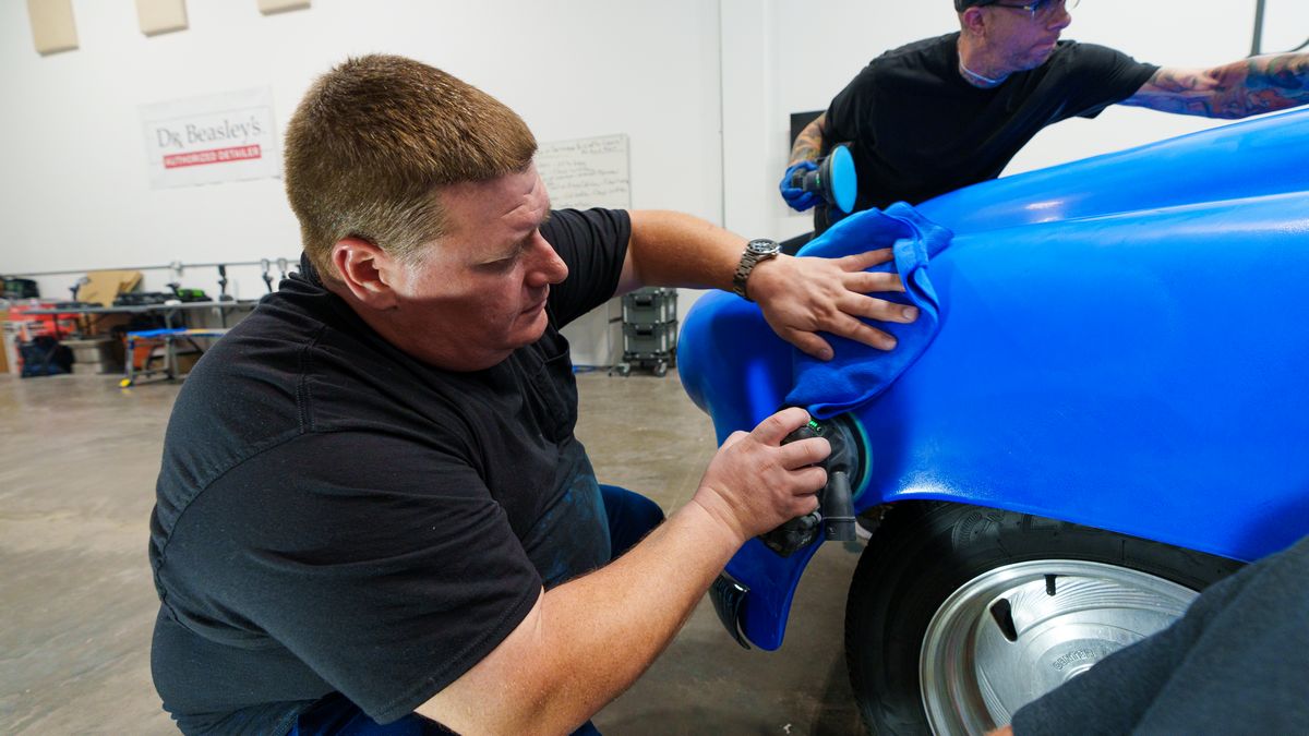 1949-Chevy-Sanding032.jpg