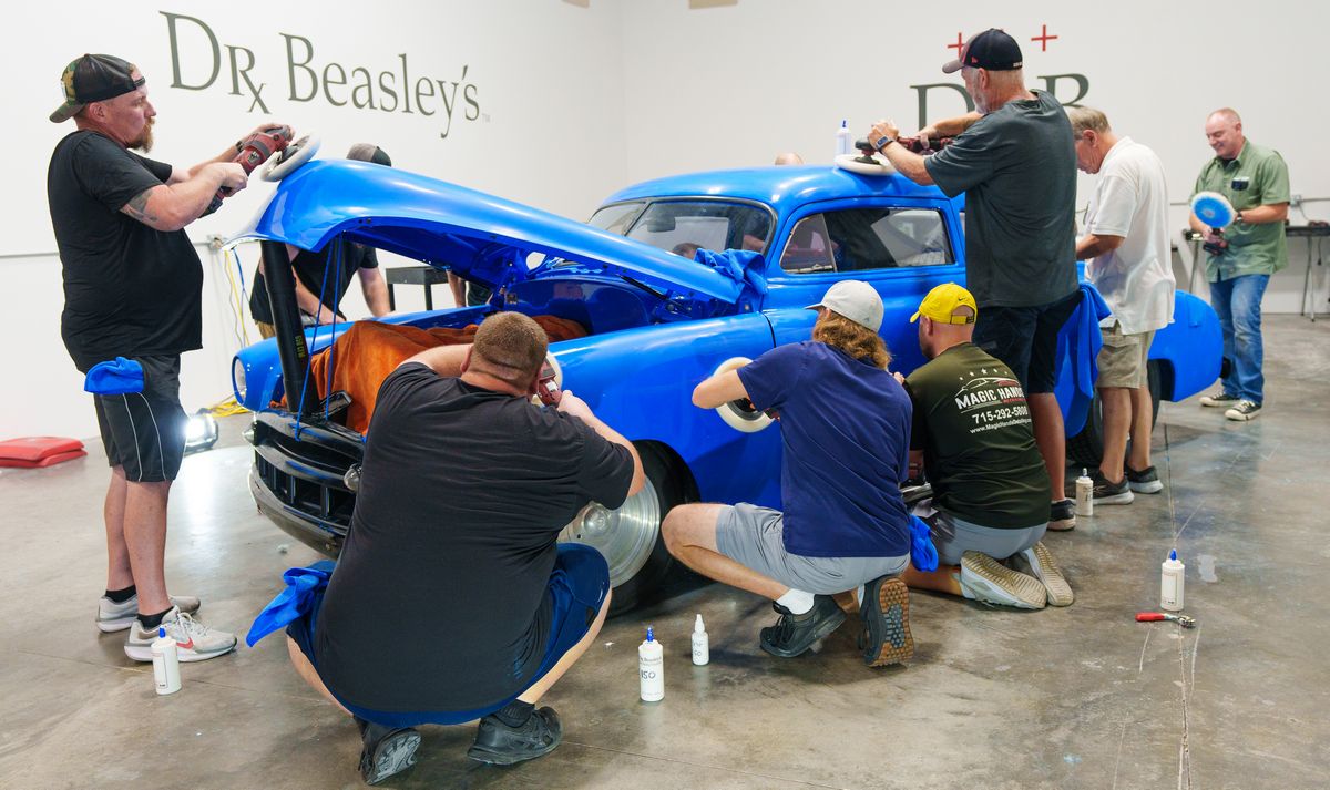 1949-Chevy-Sanding050.jpg