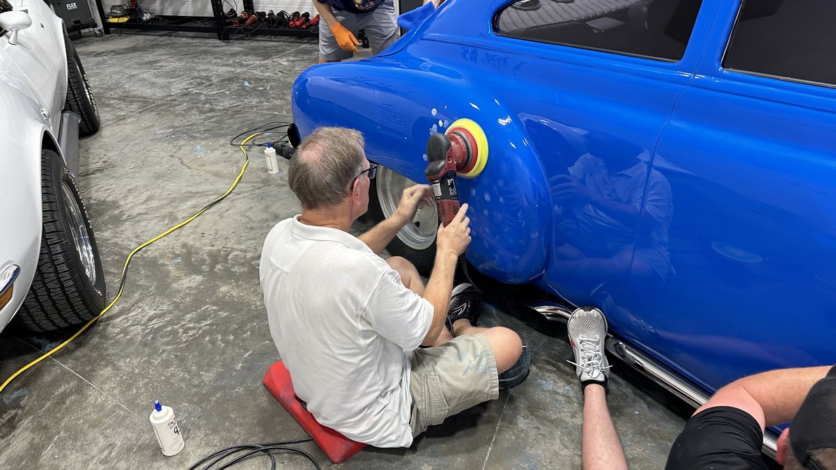 1949-Chevy-Sanding075.JPG