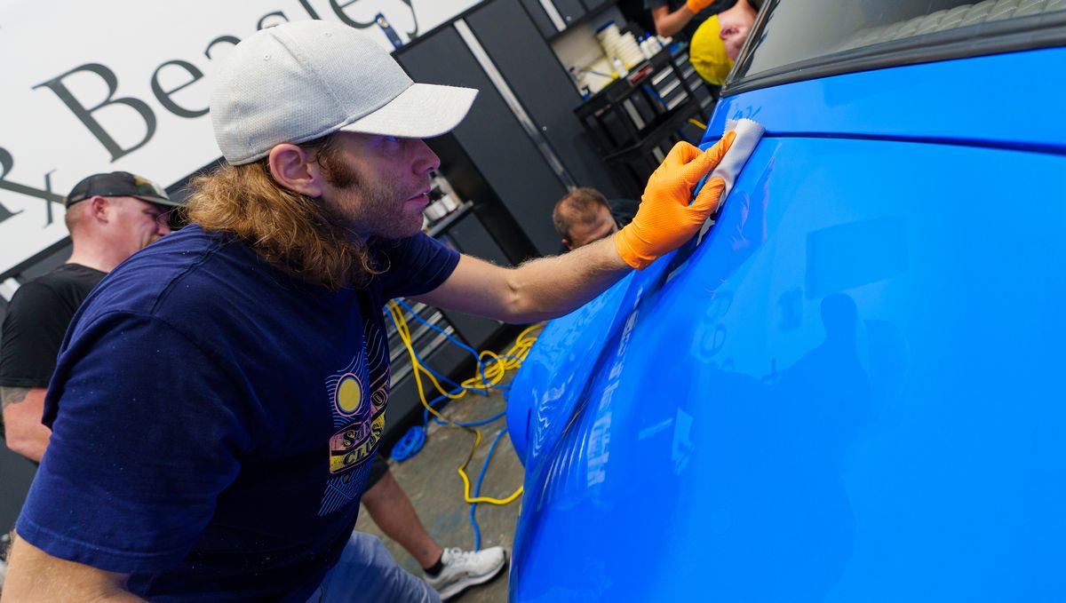 1949-Chevy-Sanding083.jpg