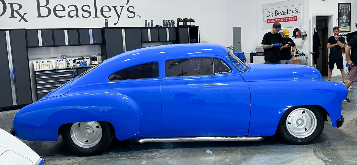 1949-Chevy-Sanding094.JPG