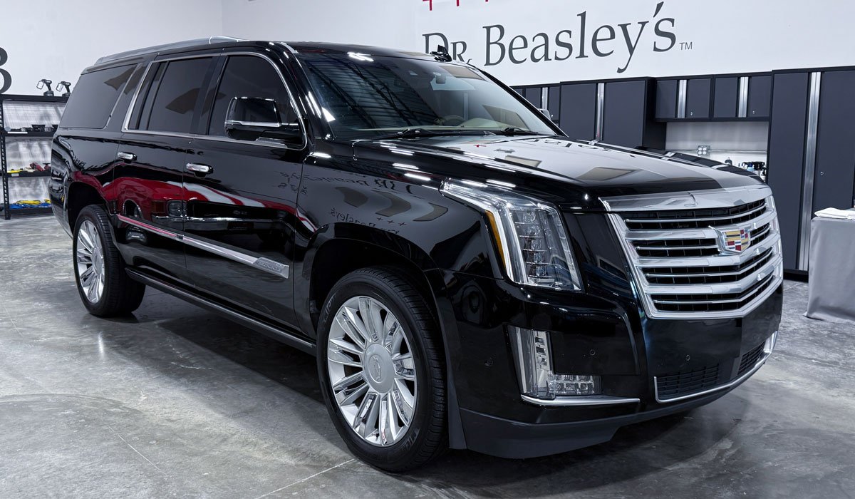 2019-Escalade008.jpg