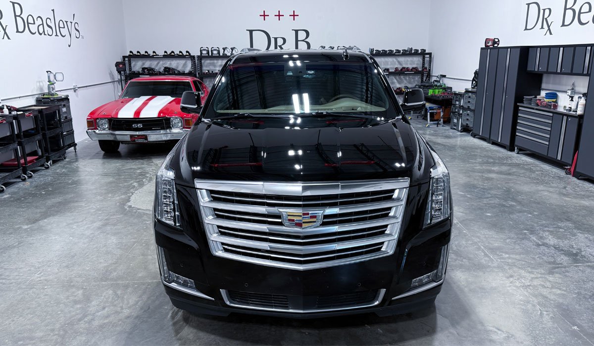 2019-Escalade010.jpg