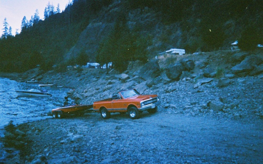 Boat_Launch_at_Green_Peter_03 (1).jpg