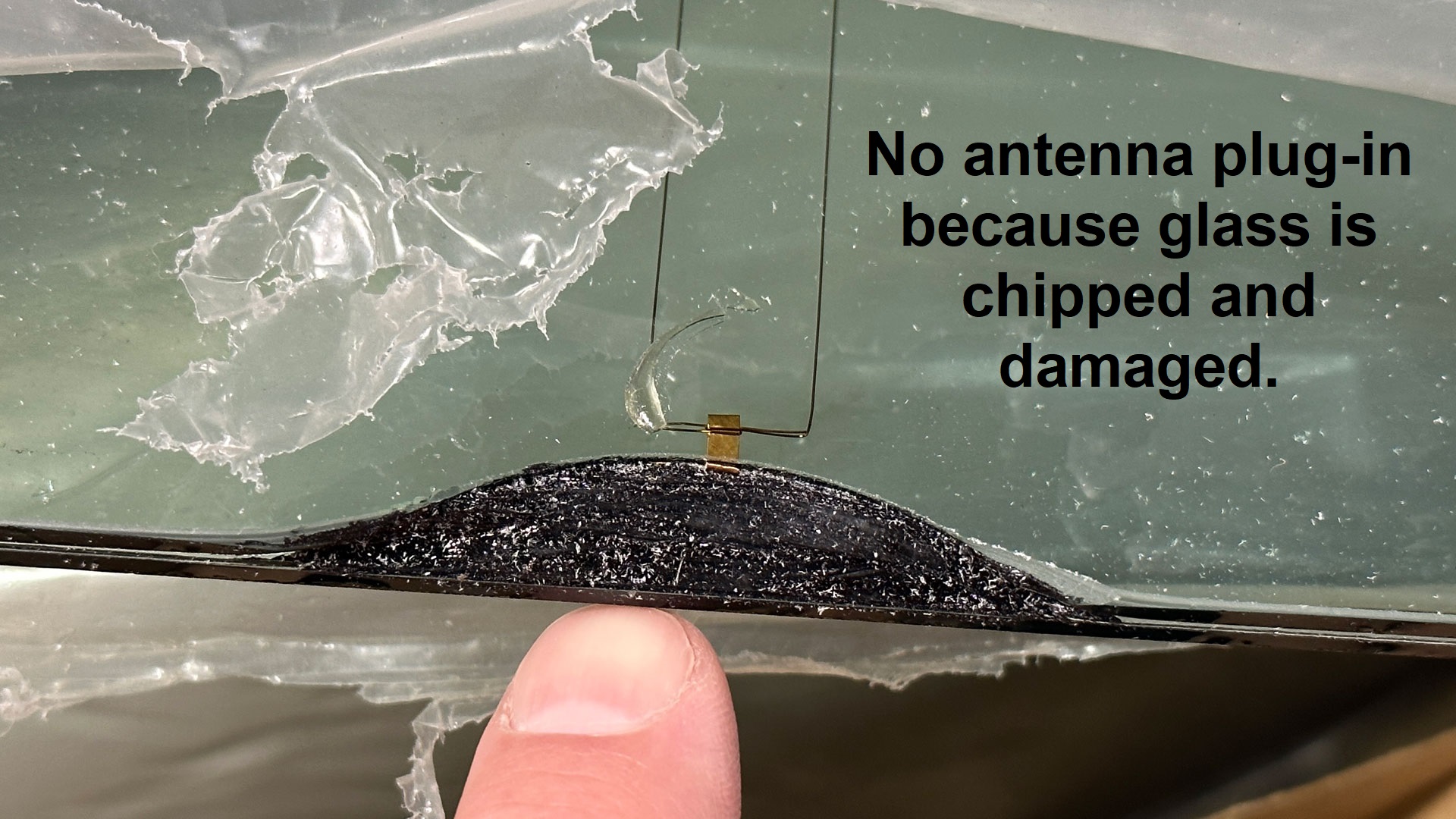 chippedglass008.jpg