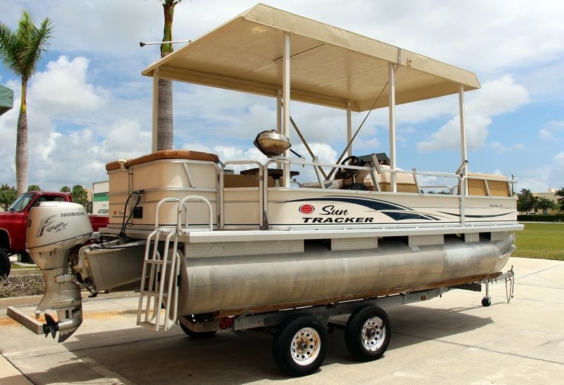 Pontoon-Boat-Before-After-Mike-Phillips001.jpg